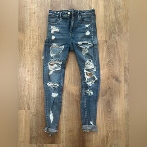 American Eagle Distressed Super High Rise Jegging size 0